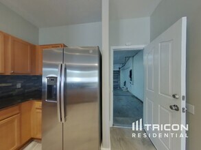 9112 Bell Rock Pl in Land O Lakes, FL - Building Photo - Building Photo