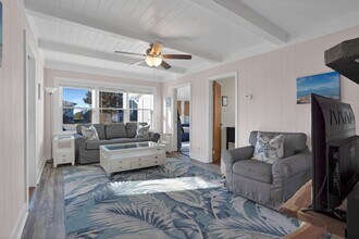 415 Sound Ave in Mattituck, NY - Building Photo - Building Photo