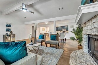 406 Lakeway Dr in Georgetown, TX - Building Photo - Building Photo