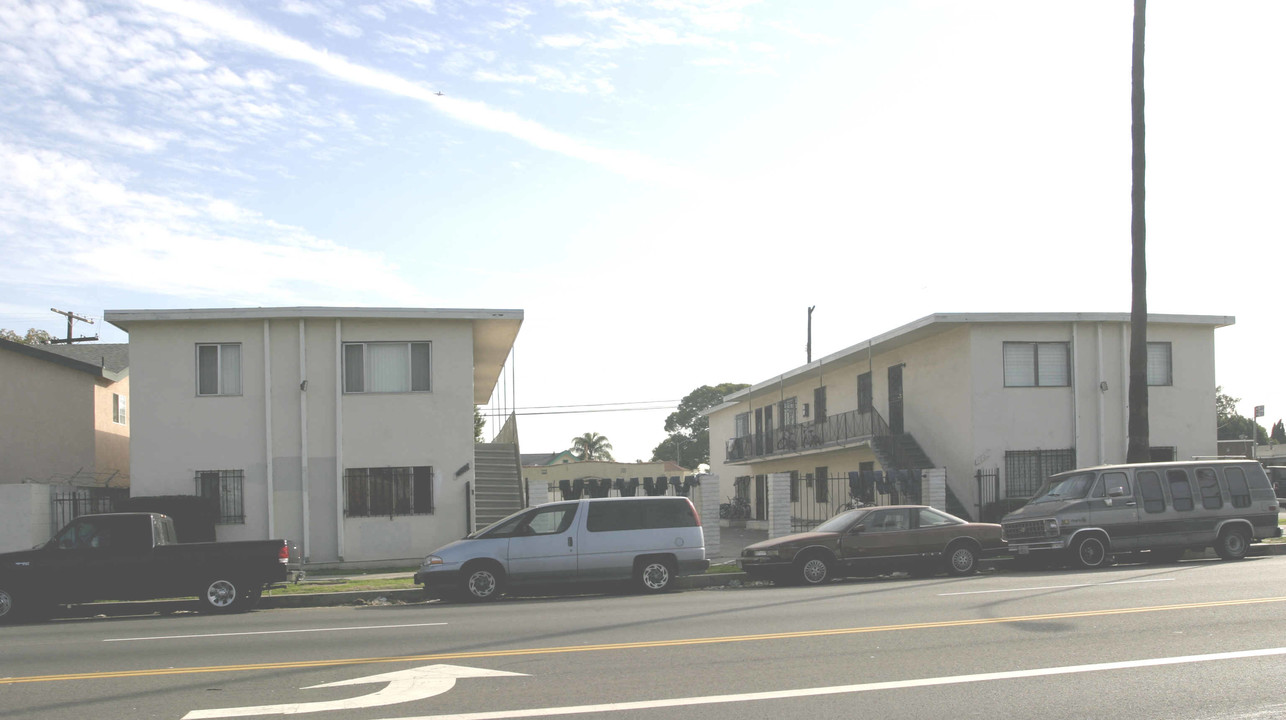 7718-7722 Avalon Blvd in Los Angeles, CA - Building Photo