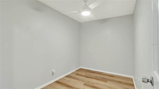 5900 22nd Ave N in St. Petersburg, FL - Building Photo - Building Photo