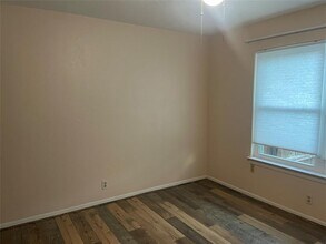 201 E Noton St in Pflugerville, TX - Building Photo - Building Photo