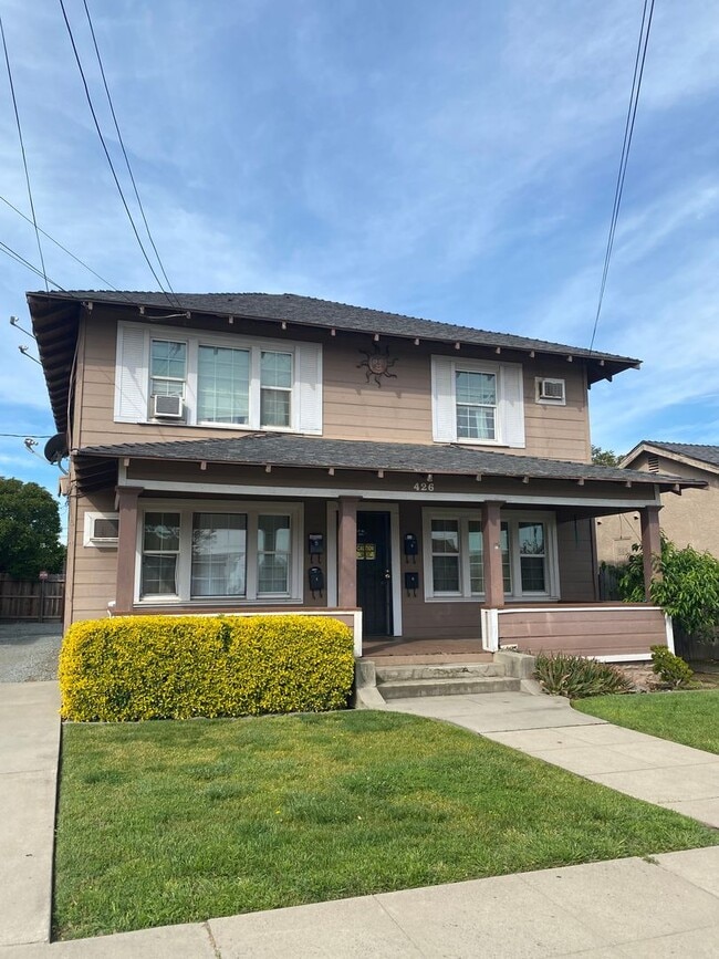 property at 426 S 3rd Ave