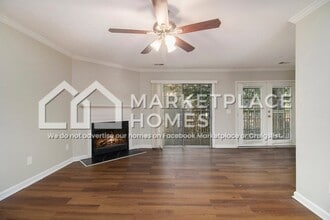2033 Charter Ln in Lithonia, GA - Building Photo - Building Photo