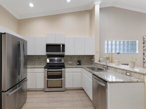 9734 Harbour Lake Cir in Boynton Beach, FL - Building Photo - Building Photo