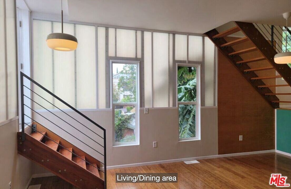 348 Patton St in Los Angeles, CA - Building Photo