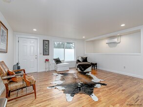 41441 SE Kitzmiller Road in Sandy, OR - Building Photo - Building Photo