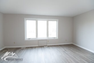 97 O'Neil St in Chatham, ON - Building Photo - Building Photo