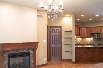 1100 Oaktree Pl in Manhattan, KS - Building Photo - Building Photo