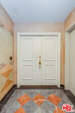 450 N Maple Dr in Beverly Hills, CA - Building Photo - Building Photo