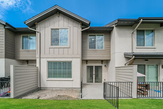 Summit Springs Townhomes in Jerome, ID - Foto de edificio - Building Photo