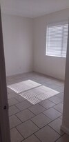 1022 E Avenue Q3, Unit A in Palmdale, CA - Building Photo