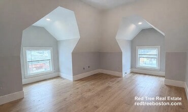 28 Brooks St, Unit 3 in Boston, MA - Building Photo - Building Photo