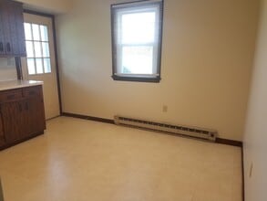 3015 W Newport Rd in Ronks, PA - Building Photo - Building Photo