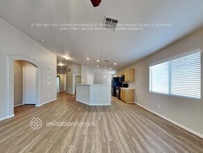 1004 Granite Ash Ave in North Las Vegas, NV - Foto de edificio - Building Photo