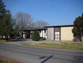 Mora Mi Apartments in Paducah, KY - Building Photo - Building Photo