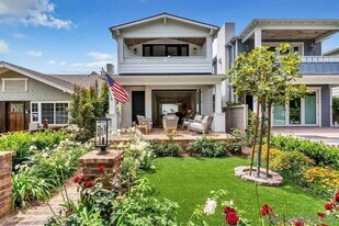 914 B Ave in Coronado, CA - Building Photo