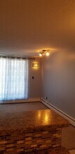 15 Coventry Rd in Regina, SK - Building Photo - Building Photo