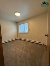 2605 S Barnette St, Unit 2-2409 in Fairbanks, AK - Building Photo - Building Photo