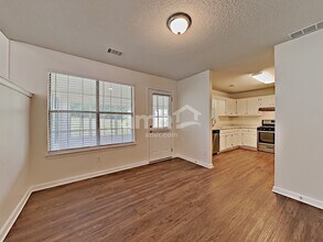 7132 New Dale Rd in Rex, GA - Building Photo - Building Photo