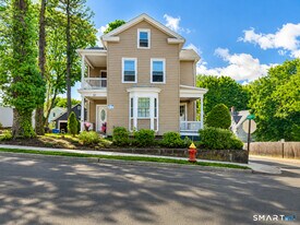 37 Elm St in Meriden, CT - Building Photo