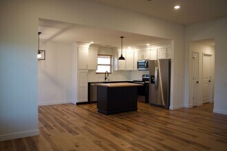 4004 Clydesdale Dr in Columbia, MO - Building Photo - Building Photo