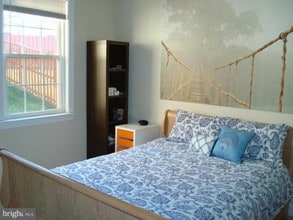 2341 Brittany Parc Dr in Falls Church, VA - Building Photo - Building Photo