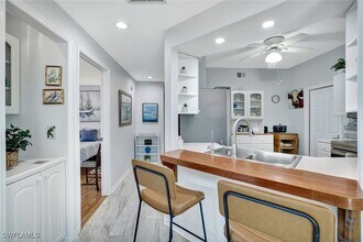 613 Windsor Sq in Naples, FL - Building Photo - Building Photo