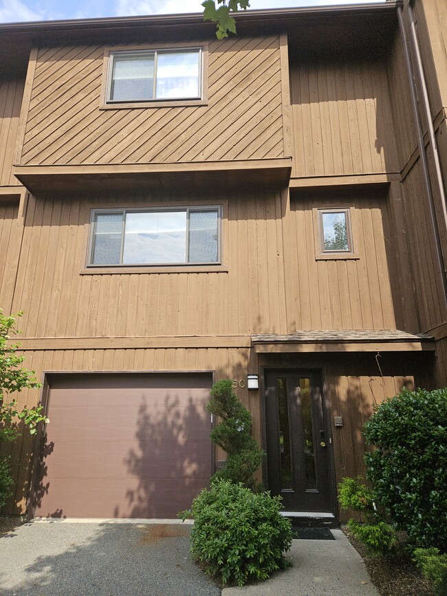 50 Alana Dr in Hawthorne, NJ - Building Photo - Building Photo