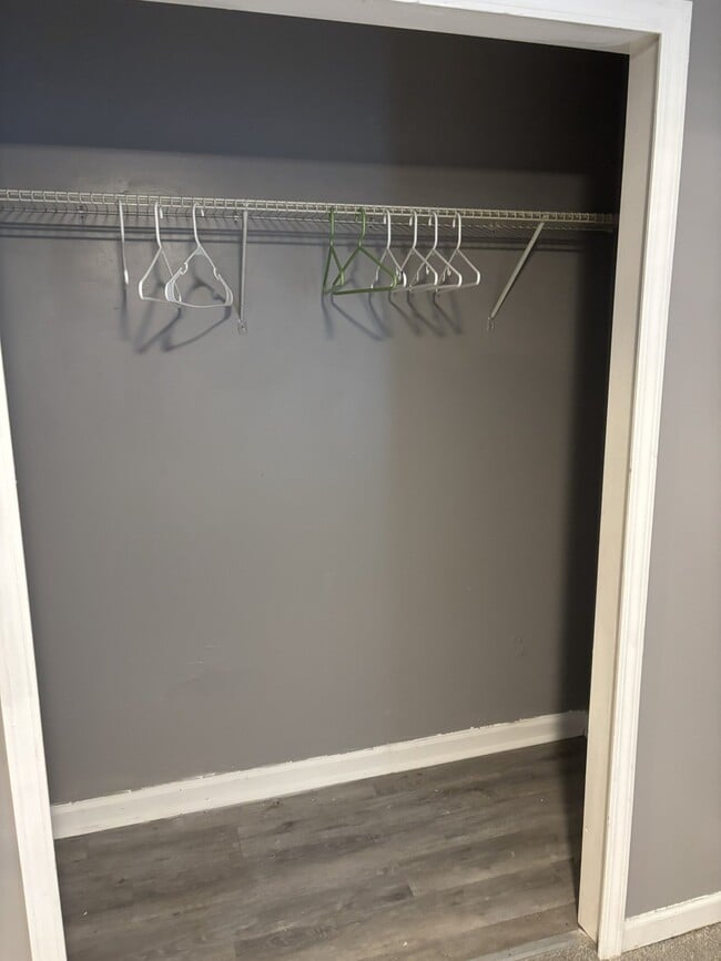 559 Woodlawn Ave NW, Unit Unit B