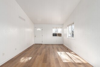 3249 Madison St in Denver, CO - Building Photo - Building Photo