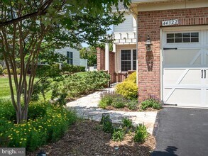 44322 Stableford Square in Ashburn, VA - Building Photo - Building Photo
