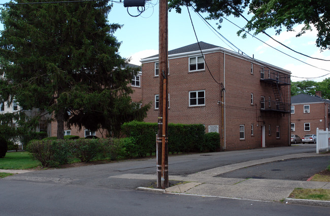 Montclair Mews in Montclair, NJ - Building Photo - Building Photo