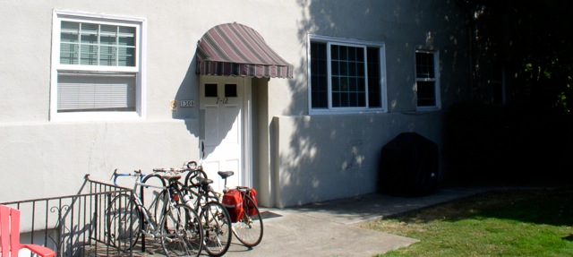 Condon Court in Portland, OR - Foto de edificio