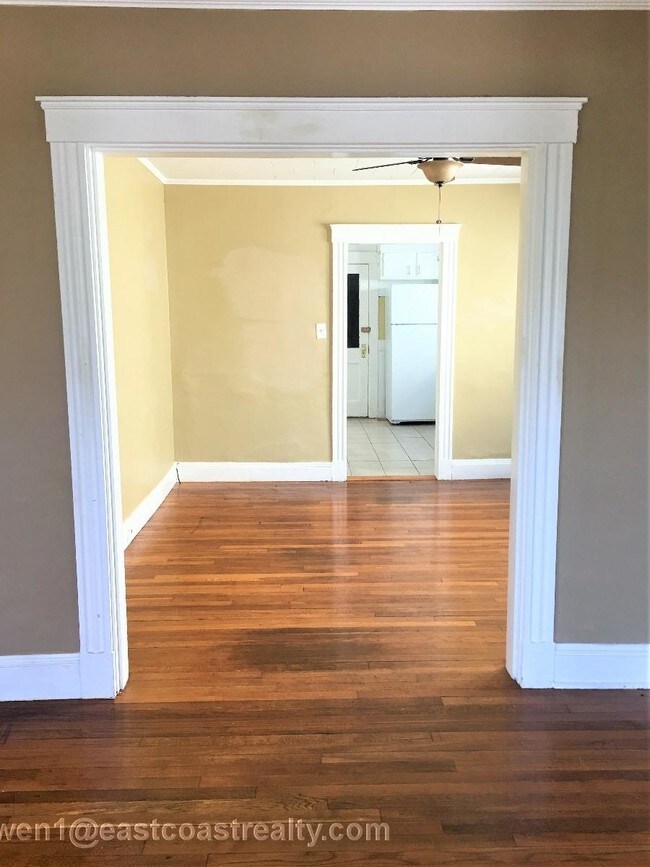 68 Edenfield Ave-Unit -D1 in Watertown, MA - Building Photo - Building Photo