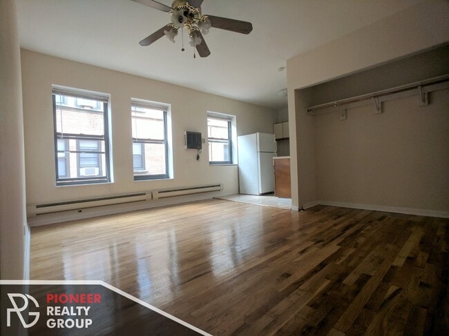 811 W Cornelia Ave, Unit #817-203