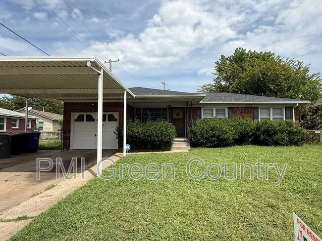 10611 E 4th Pl in Tulsa, OK - Building Photo - Building Photo