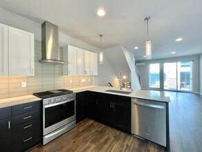 8602 22nd Pl NE in Seattle, WA - Building Photo - Building Photo