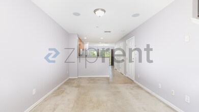 522 Wheaton Trent Pl in Tampa, FL - Foto de edificio - Building Photo