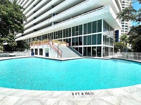 1627 Brickell Ave, Unit 803 in Miami, FL - Building Photo - Building Photo