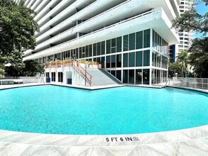 1627 Brickell Ave, Unit 803 in Miami, FL - Building Photo - Building Photo