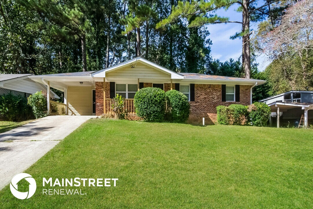 2309 Omaha Rd SW in Atlanta, GA - Building Photo