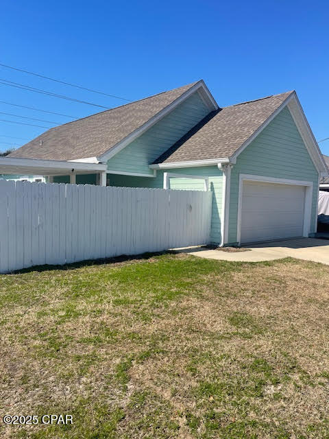6498 N Lagoon Dr in Panama City Beach, FL - Building Photo