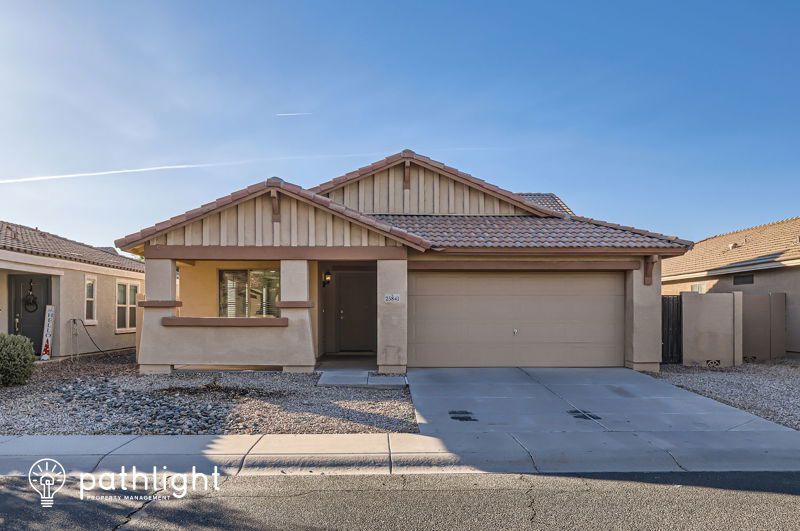 25841 W Valley View Dr in Buckeye, AZ - Building Photo