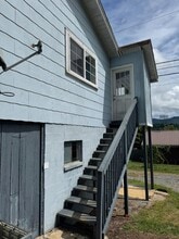 411 Highland Ave in Johnson City, TN - Foto de edificio - Building Photo