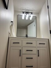 609 N Seven Peaks Blvd, Unit 18 in Provo, UT - Foto de edificio - Building Photo