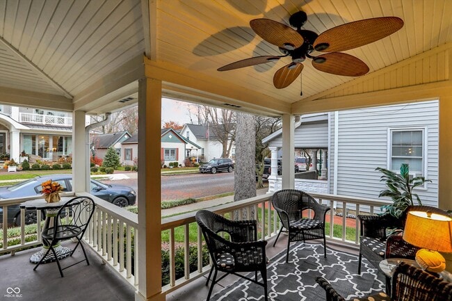 140 N Main St in Zionsville, IN - Building Photo - Building Photo