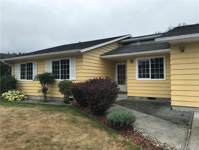 105 Villa Rd in Kelso, WA - Building Photo - Building Photo