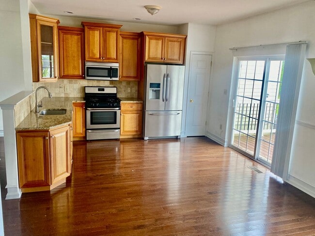 5494 Spring Ridge Dr E in Macungie, PA - Building Photo - Building Photo