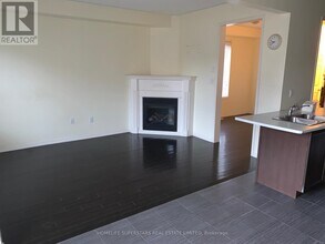 72 Loftsmoor Dr in Brampton, ON - Building Photo - Building Photo